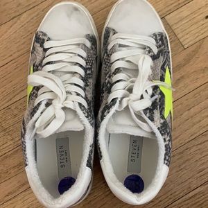 Star sneakers